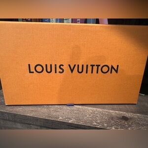 Classic Louis Vuitton Signature Orange Box
